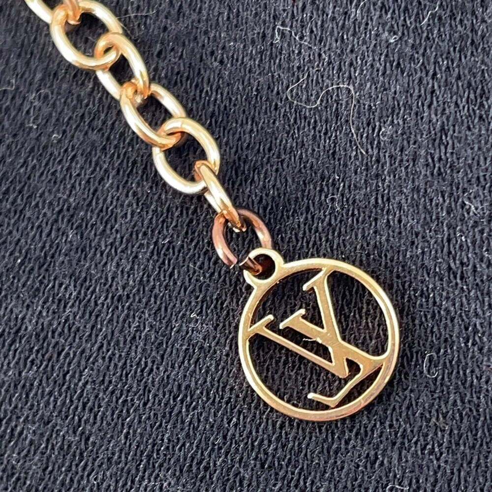 LOUIS VUITTON Gold Necklace - Picture 9 of 10